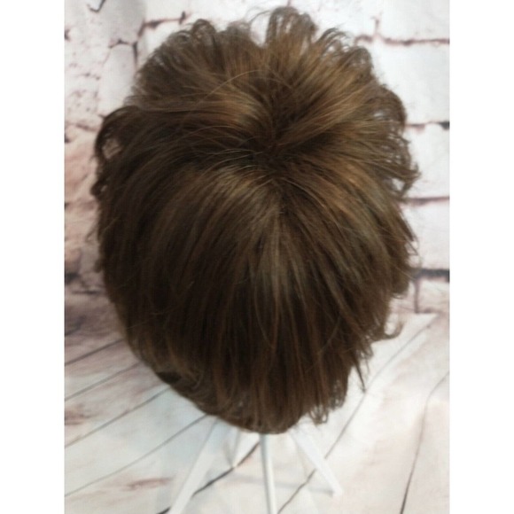 Brunette brown Auburn Red Shag short hair modacrylic Wig Nature Blend with stand - Picture 3 of 6